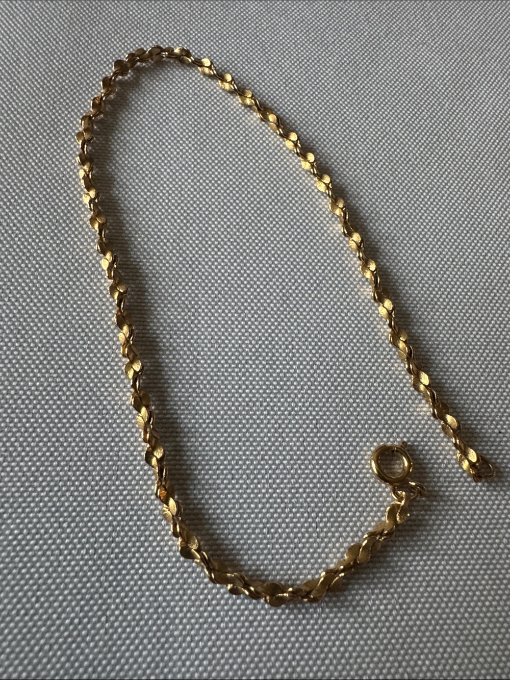 Gold-Tone Women's Chain Bracelet Elegant Linked Design 9”